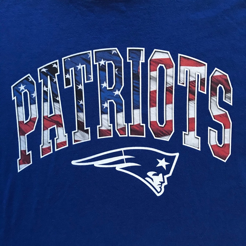 New England Patriots NFL Patriotic T-Shirt Blue - Picture 2 of 11